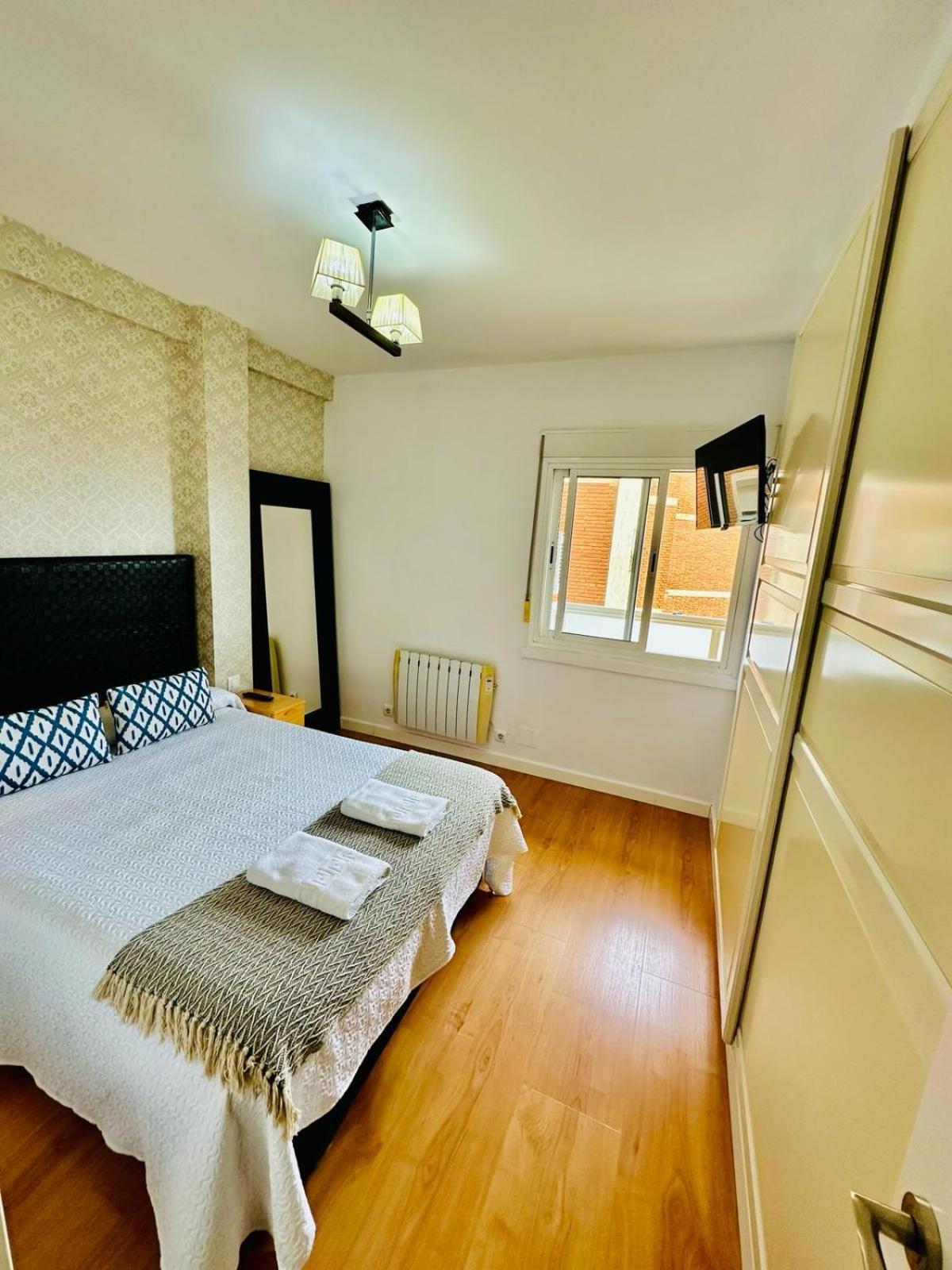 Apartamento Turistico Pizarro Μέριδα Εξωτερικό φωτογραφία