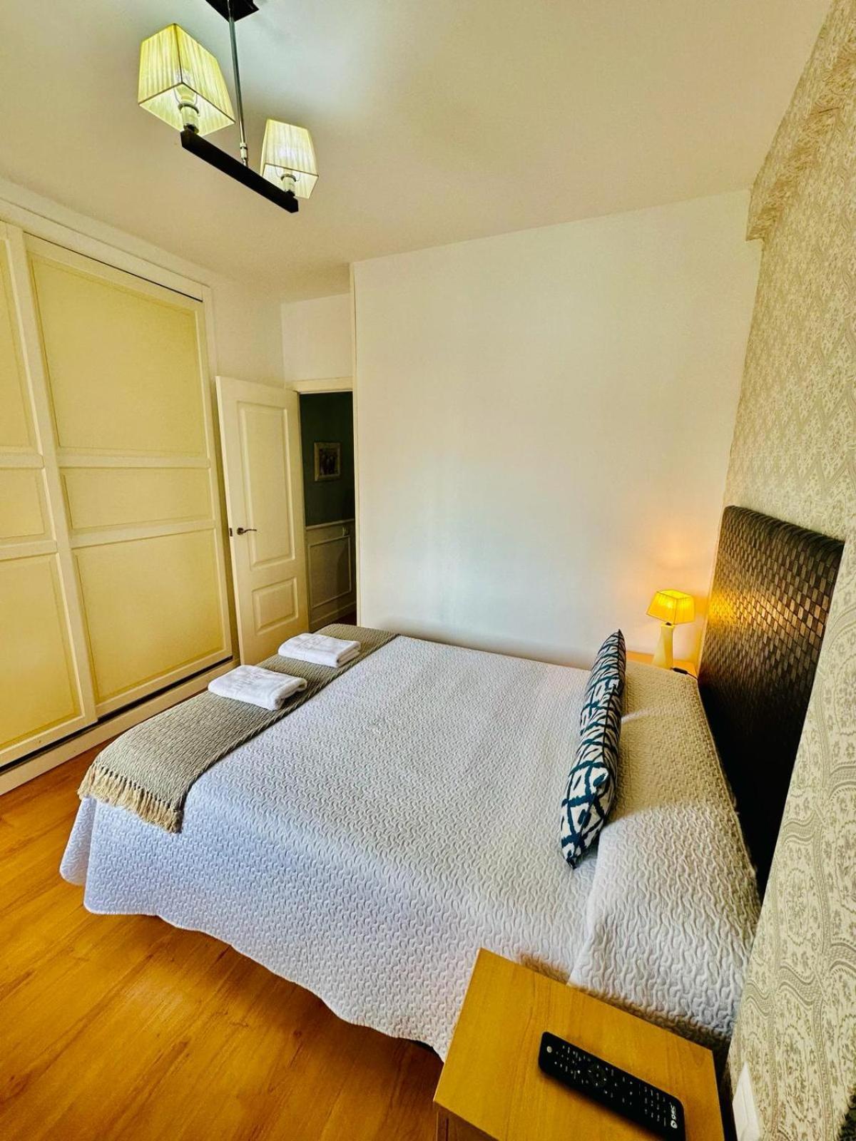 Apartamento Turistico Pizarro Μέριδα Εξωτερικό φωτογραφία