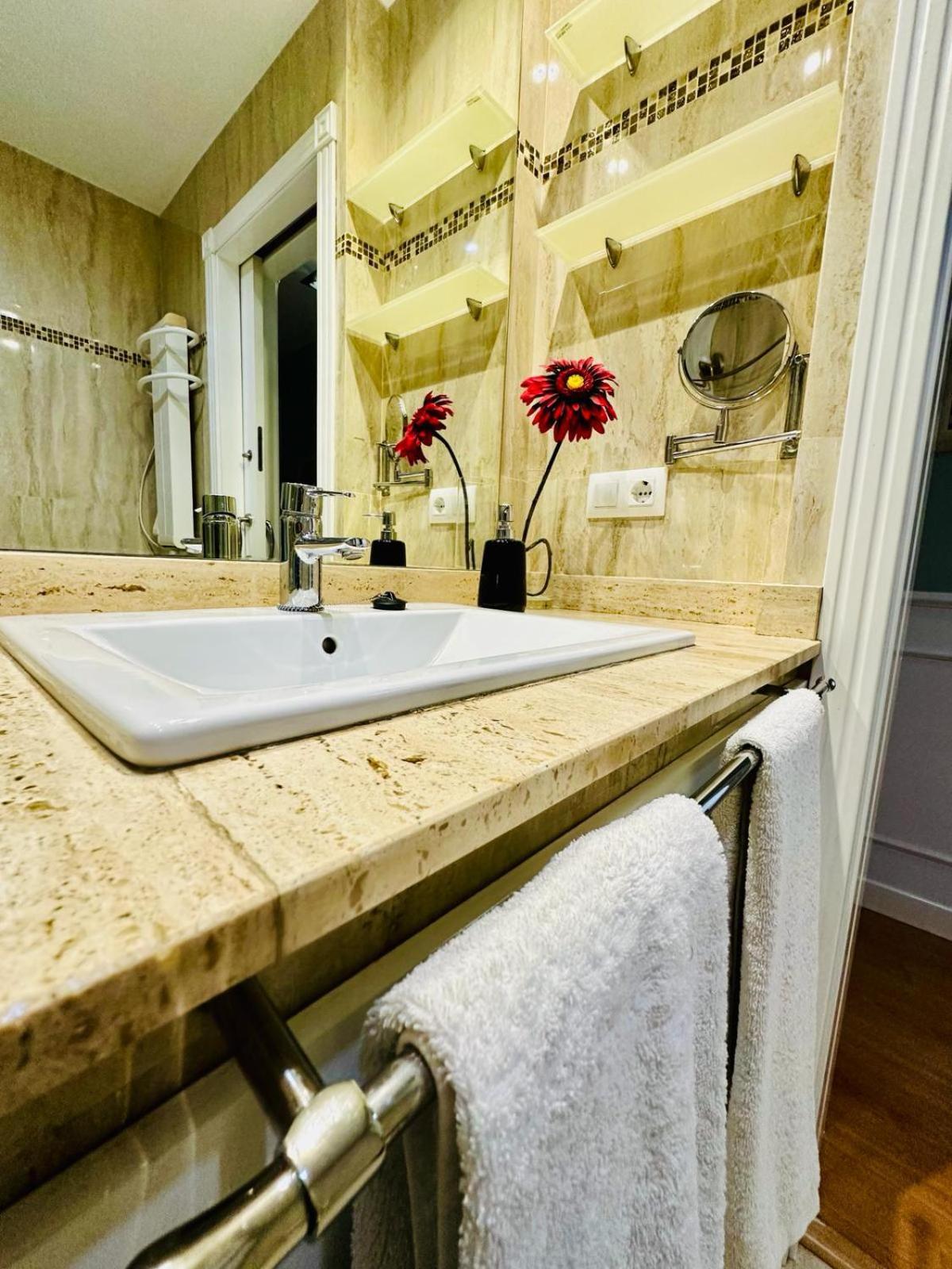Apartamento Turistico Pizarro Μέριδα Εξωτερικό φωτογραφία