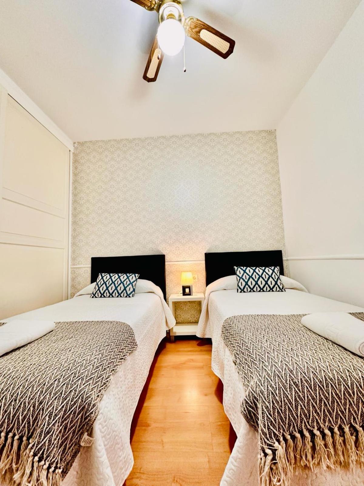 Apartamento Turistico Pizarro Μέριδα Εξωτερικό φωτογραφία