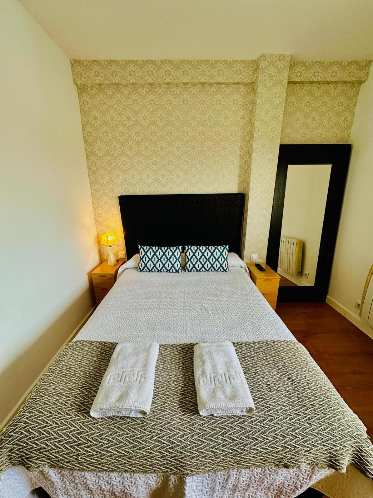 Apartamento Turistico Pizarro Μέριδα Εξωτερικό φωτογραφία